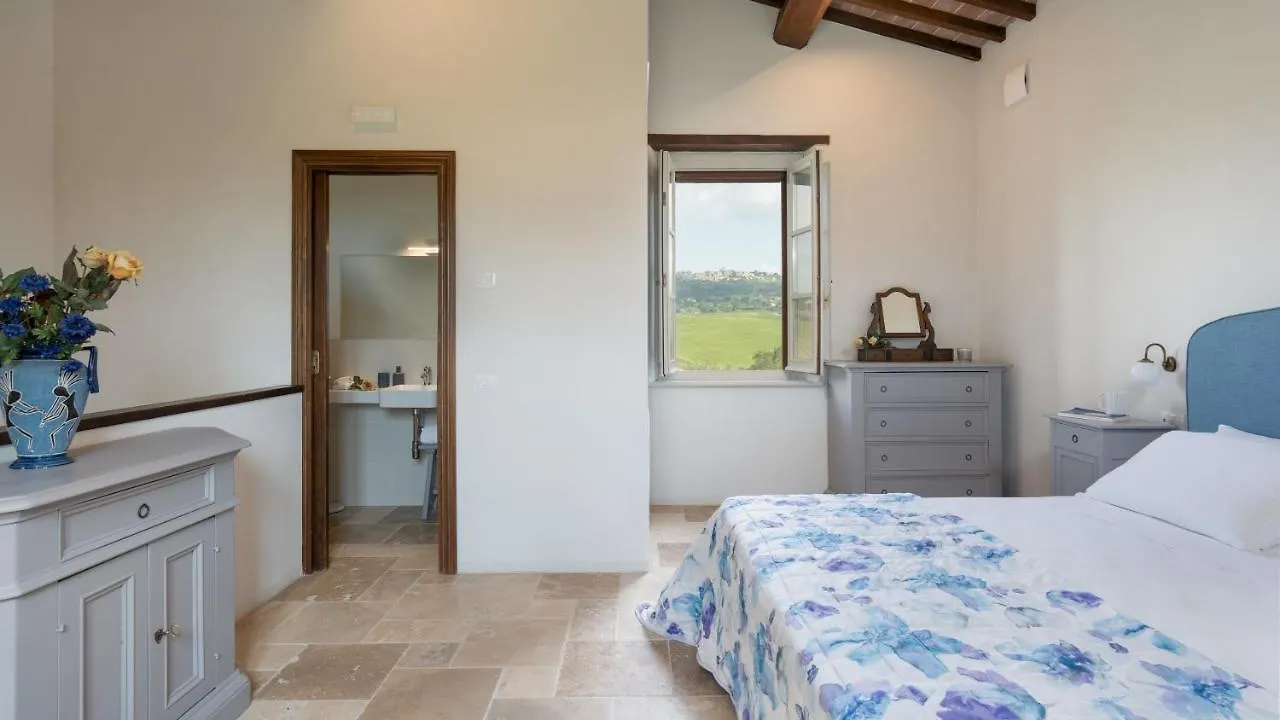 Le Colombelline 12, Emma Villas Montepulciano 0*,